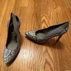 BCBGMAXZARIA MA-RAINE pumps size 7.5M Grey/Sneakskin